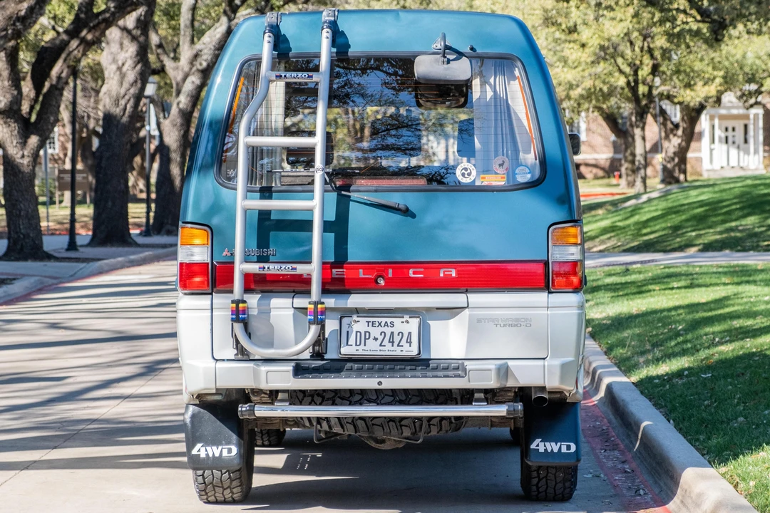1993 Mitsubishi Delica 2nd Gen - Image 5 of 31