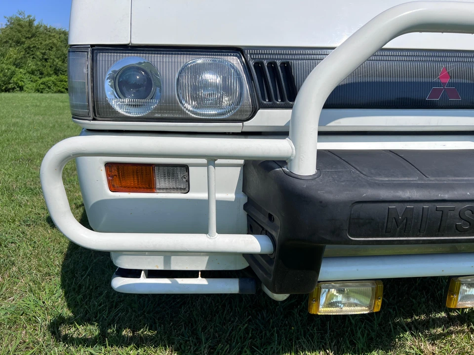 1993 Mitsubishi Delica 3rd Gen - Image 21 of 31