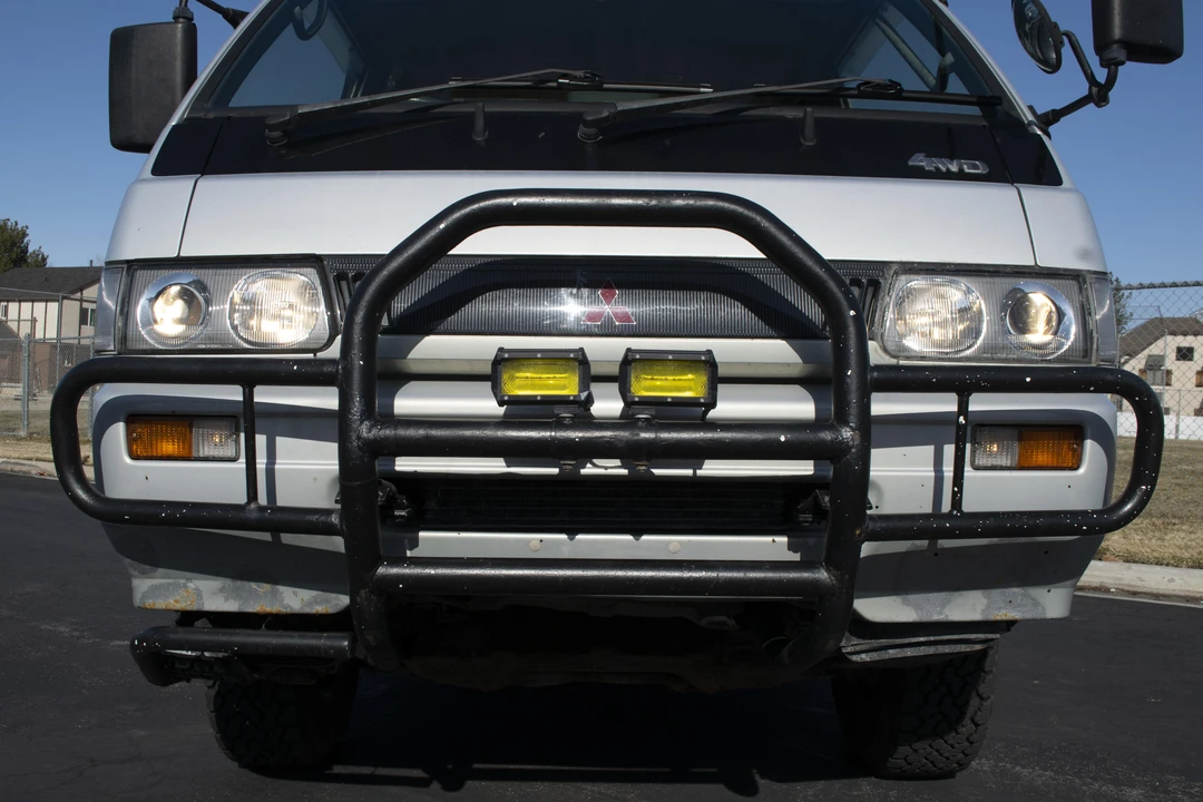 1993 Mitsubishi Delica 2nd Gen - Image 6 of 31