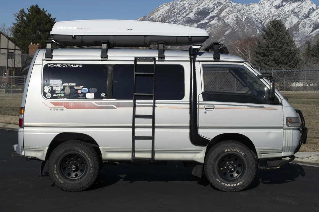 1993 Mitsubishi Delica 2nd Gen - Image 3 of 31