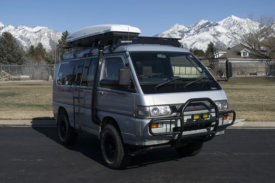 1993 Mitsubishi Delica 2nd Gen - Image 11 of 31