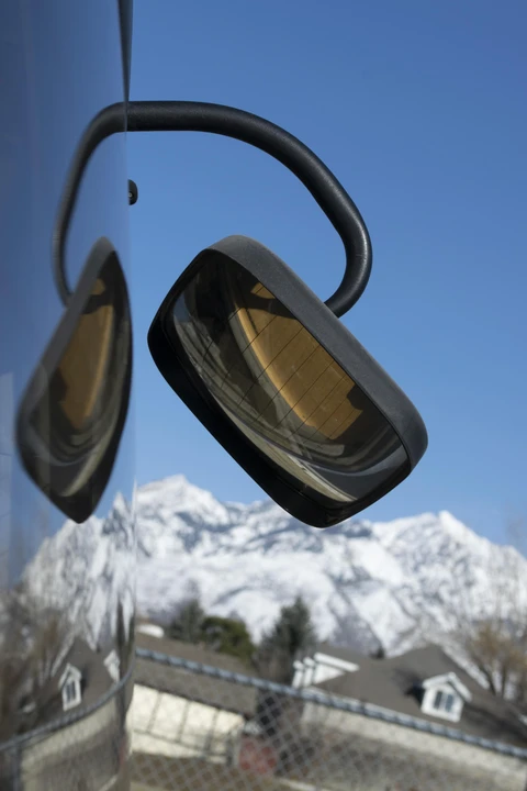 1993 Mitsubishi Delica 2nd Gen - Image 24 of 31