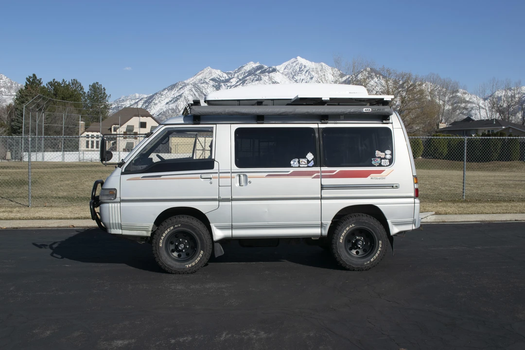 1993 Mitsubishi Delica 2nd Gen - Image 7 of 31