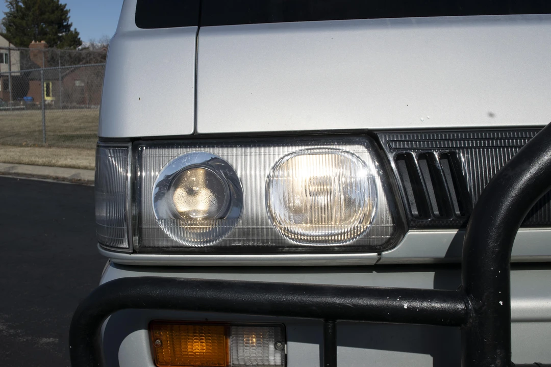 1993 Mitsubishi Delica 2nd Gen - Image 14 of 31