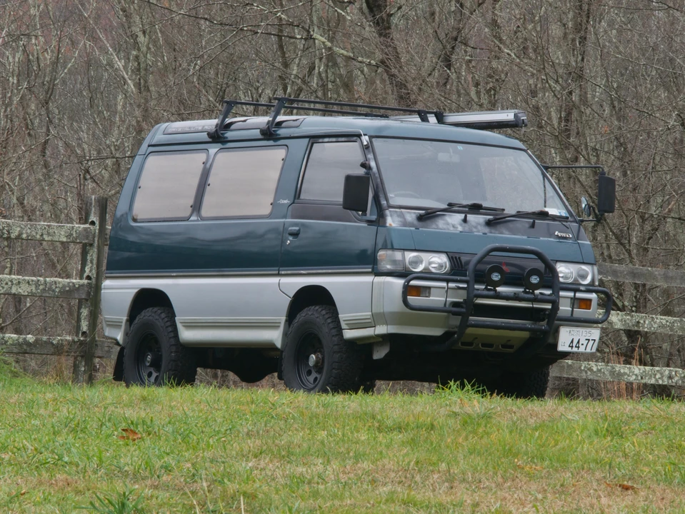 1993 Mitsubishi Delica 3rd Gen - Image 23 of 31