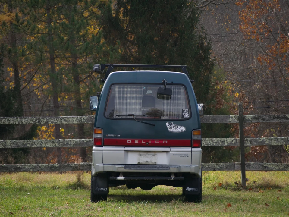 1993 Mitsubishi Delica 3rd Gen - Image 19 of 31