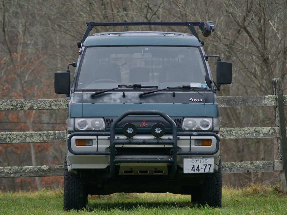 1993 Mitsubishi Delica 3rd Gen - Image 7 of 31
