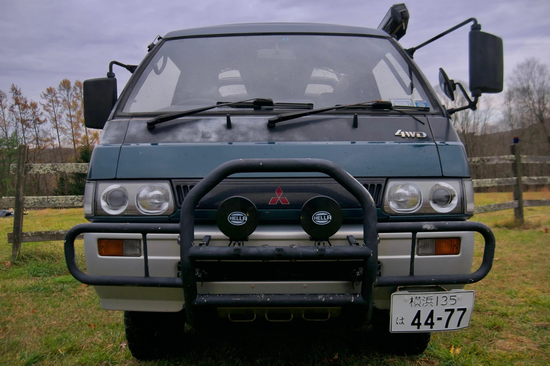 1993 Mitsubishi Delica 3rd Gen - Image 2 of 31