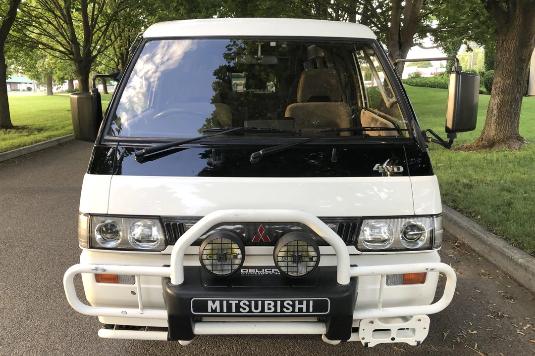 1993 Mitsubishi Delica 2nd Gen - Image 2 of 31