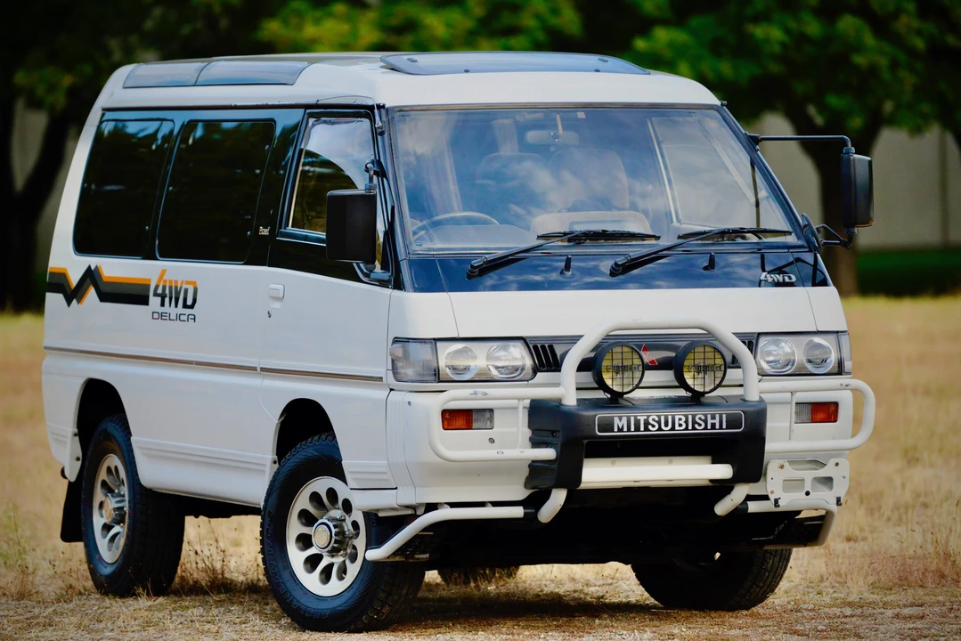 1993 Mitsubishi Delica 2nd Gen - Image 10 of 31
