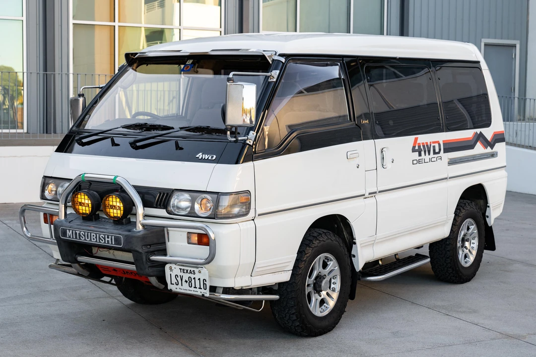 1993 Mitsubishi Delica 2nd Gen - Image 6 of 31