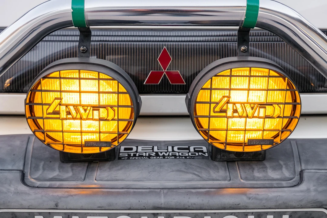 1993 Mitsubishi Delica 2nd Gen - Image 10 of 31