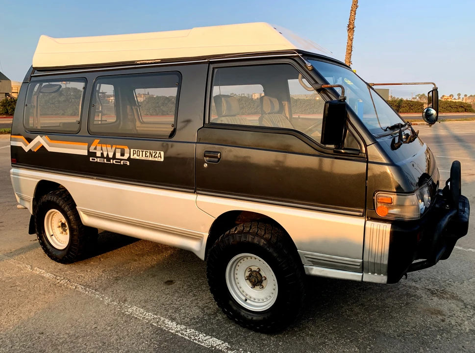1993 Mitsubishi Delica 2nd Gen - Image 13 of 31