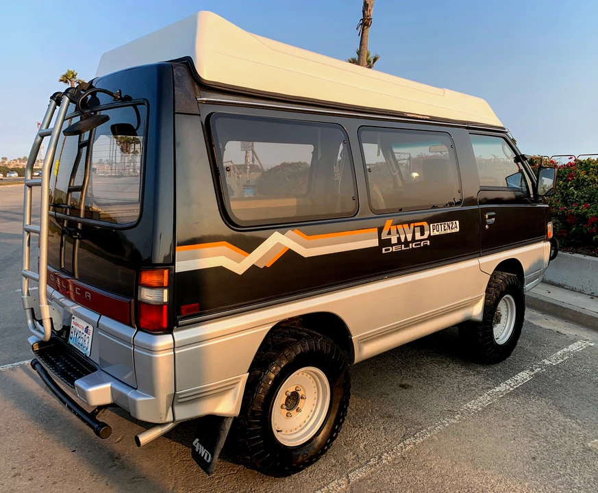 1993 Mitsubishi Delica 2nd Gen - Image 11 of 31