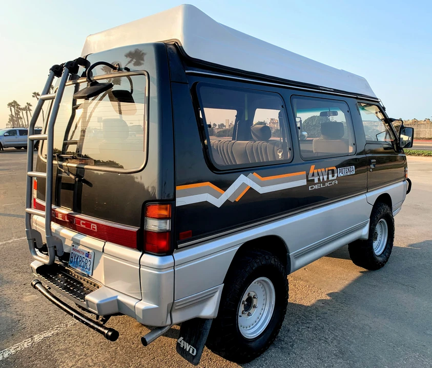 1993 Mitsubishi Delica 2nd Gen - Image 10 of 31