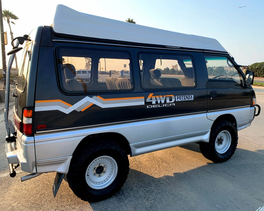 1993 Mitsubishi Delica 2nd Gen - Image 12 of 31
