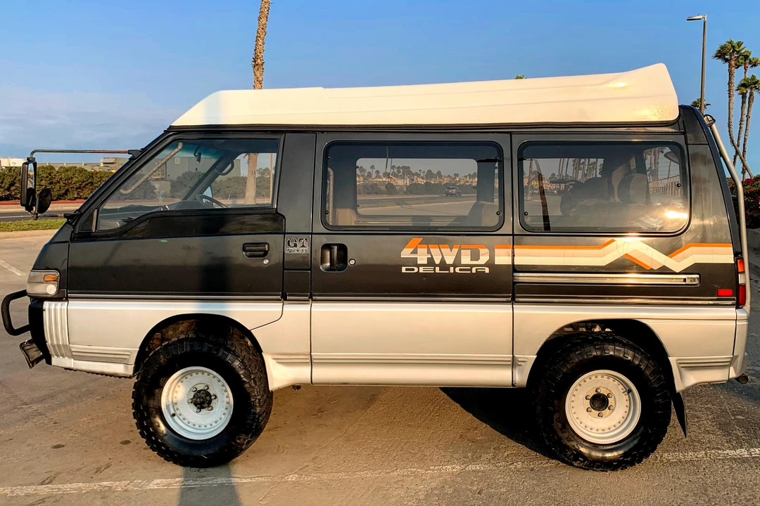 1993 Mitsubishi Delica 2nd Gen - Image 4 of 31