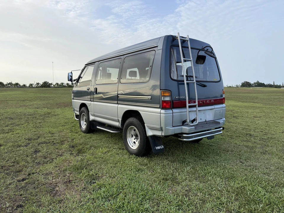1993 Mitsubishi Delica 2nd Gen - Image 31 of 31