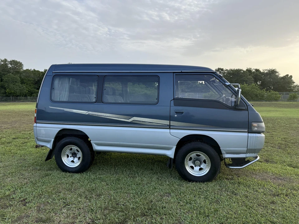 1993 Mitsubishi Delica 2nd Gen - Image 20 of 31