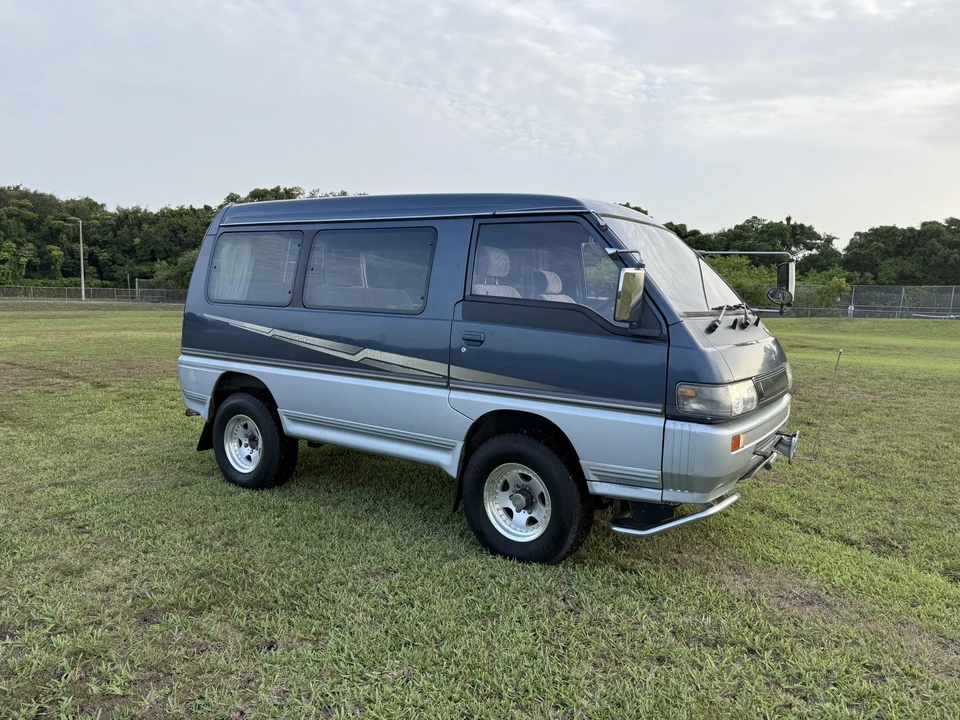 1993 Mitsubishi Delica 2nd Gen - Image 18 of 31