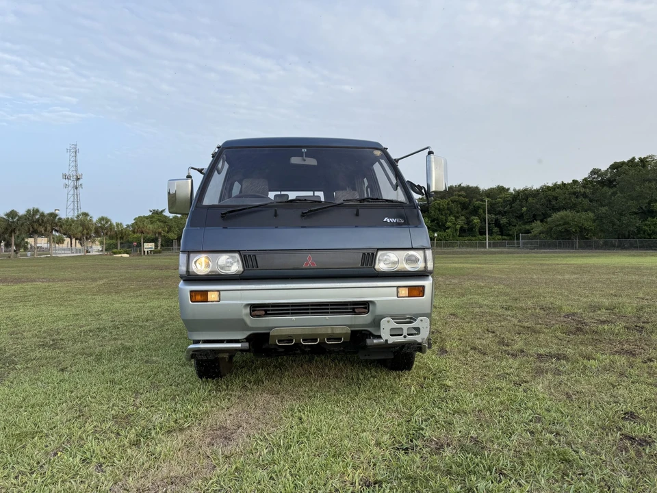 1993 Mitsubishi Delica 2nd Gen - Image 7 of 31
