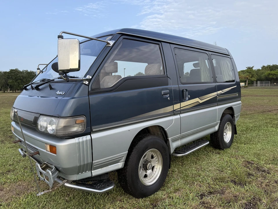 1993 Mitsubishi Delica 2nd Gen - Image 2 of 31