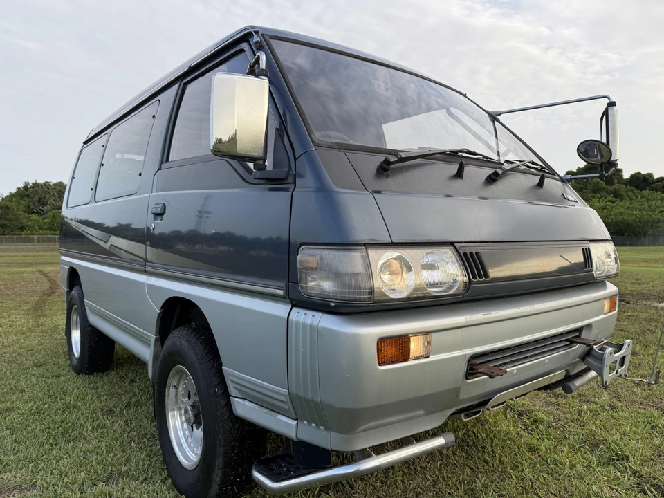 1993 Mitsubishi Delica 2nd Gen - Image 11 of 31