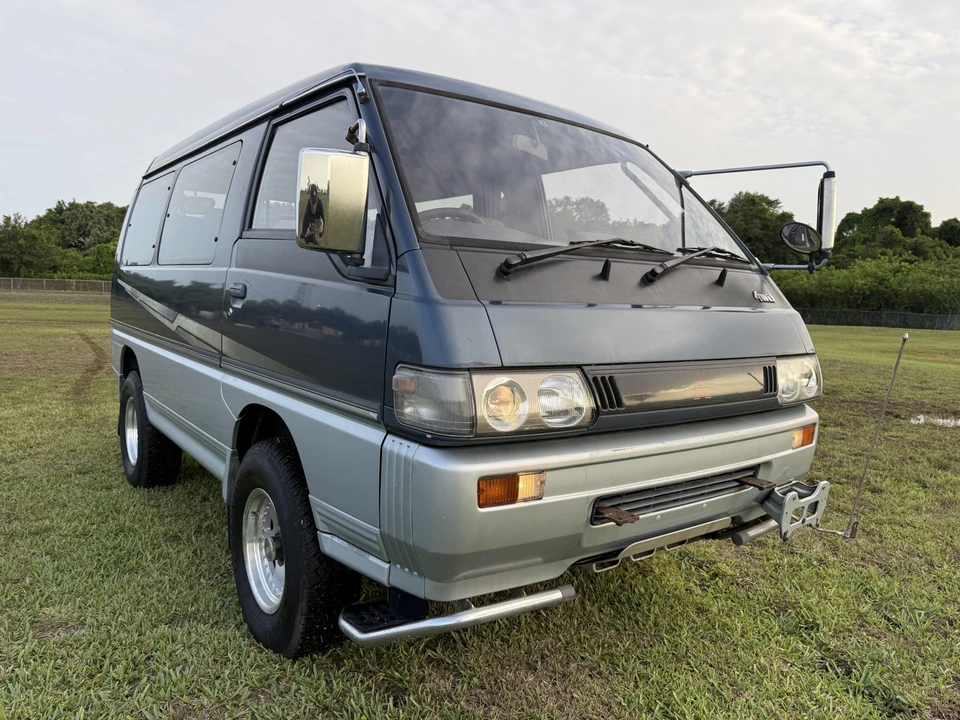 1993 Mitsubishi Delica 2nd Gen - Image 10 of 31