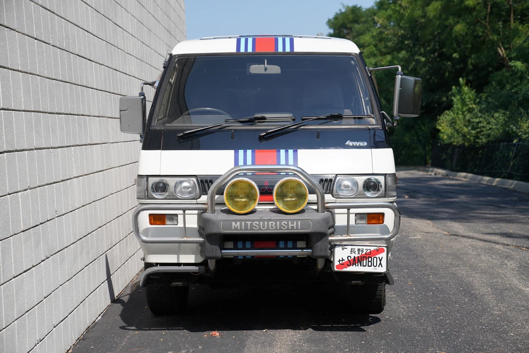 1993 Mitsubishi Delica 2nd Gen - Image 3 of 31