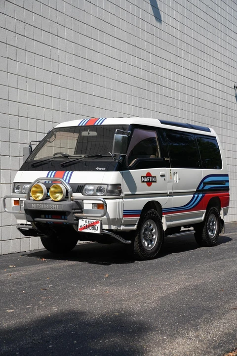 1993 Mitsubishi Delica 2nd Gen - Image 6 of 31