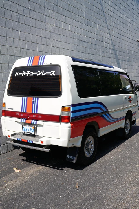 1993 Mitsubishi Delica 2nd Gen - Image 22 of 31