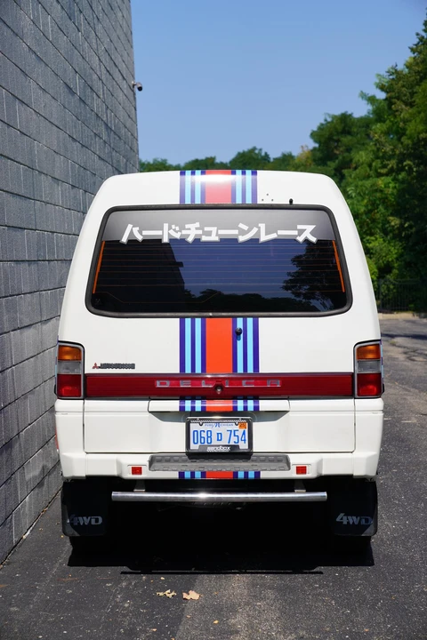 1993 Mitsubishi Delica 2nd Gen - Image 18 of 31