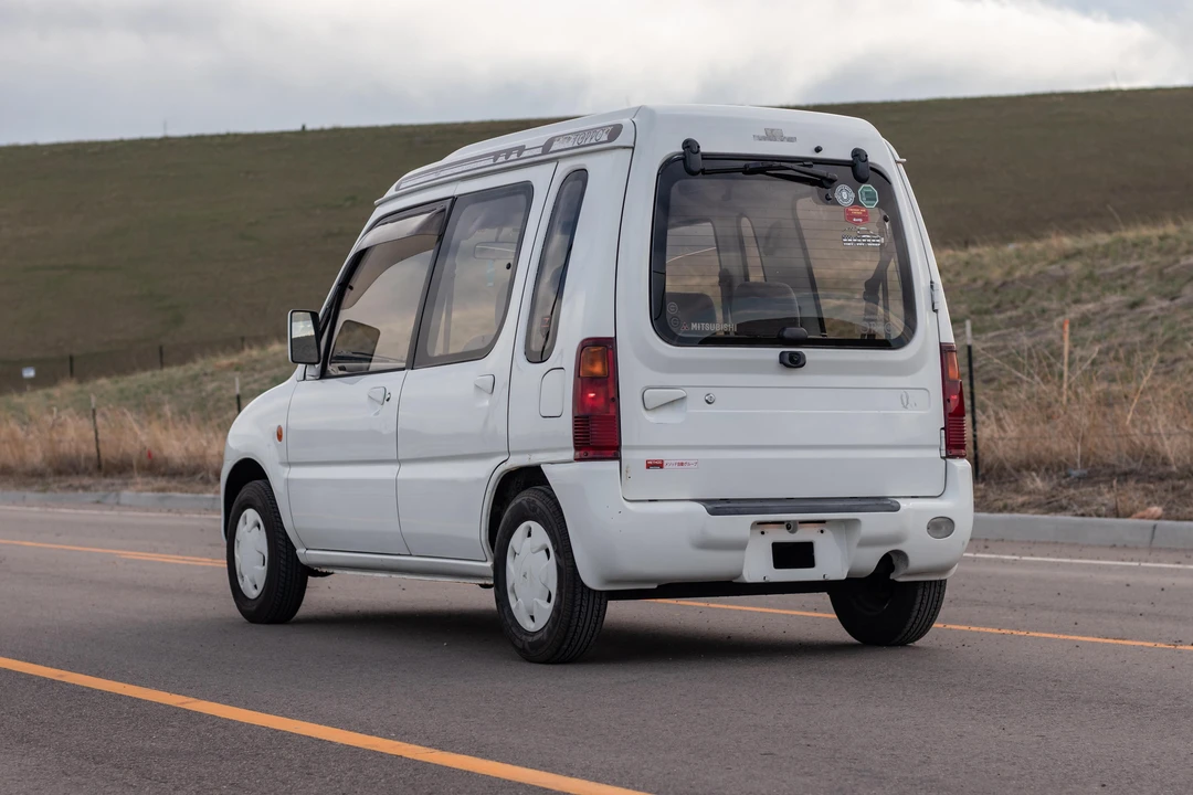 1993 Mitsubishi Toppo 1st Gen - Image 9 of 31