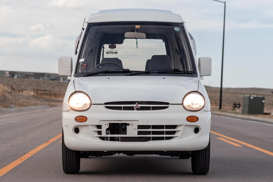 1993 Mitsubishi Toppo 1st Gen - Image 2 of 31