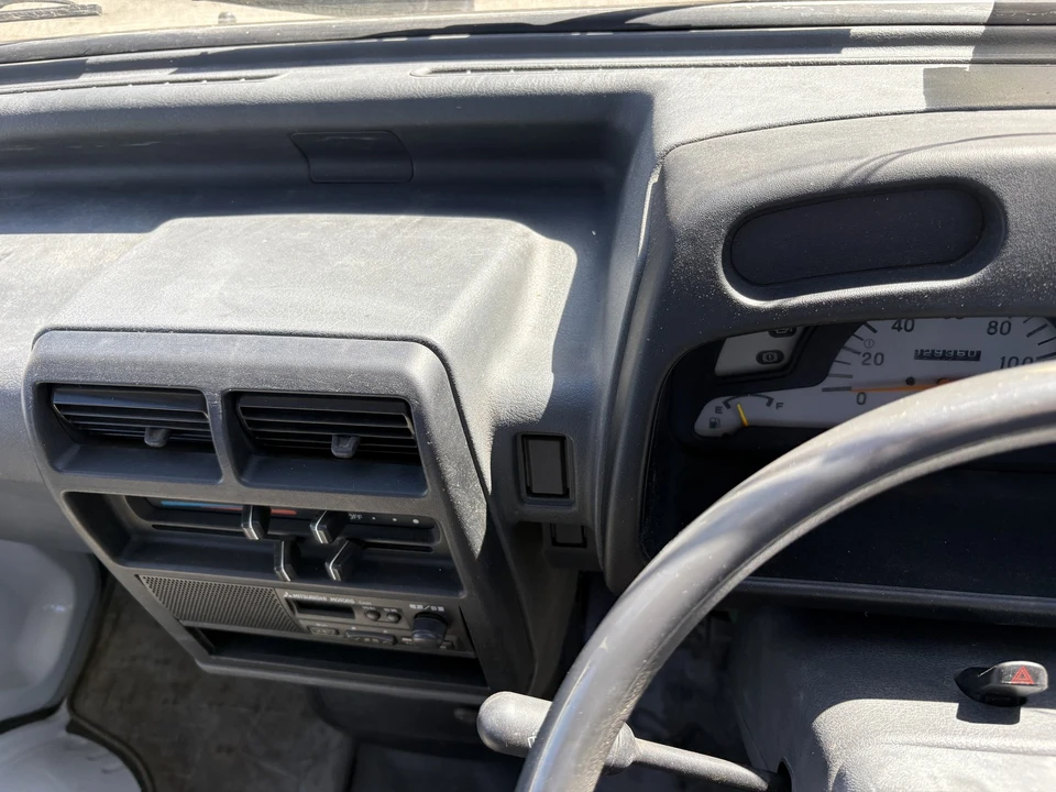 1993 Mitsubishi Minicab 5th Gen - Image 11 of 21