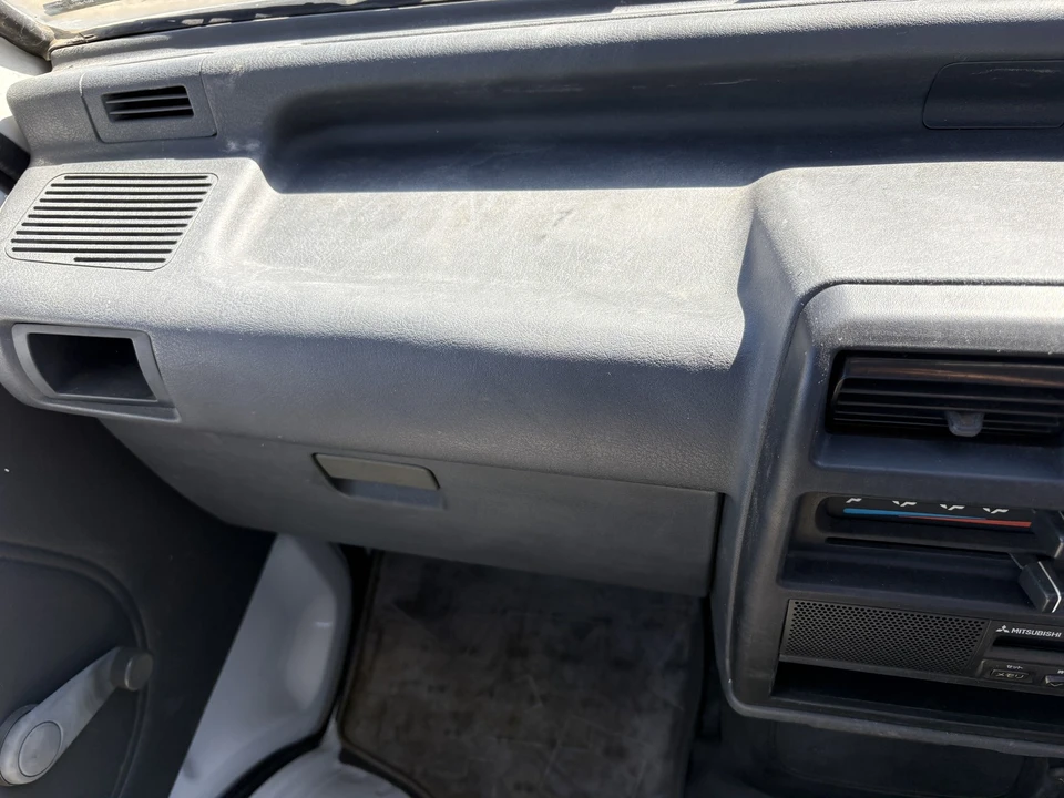 1993 Mitsubishi Minicab 5th Gen - Image 10 of 21