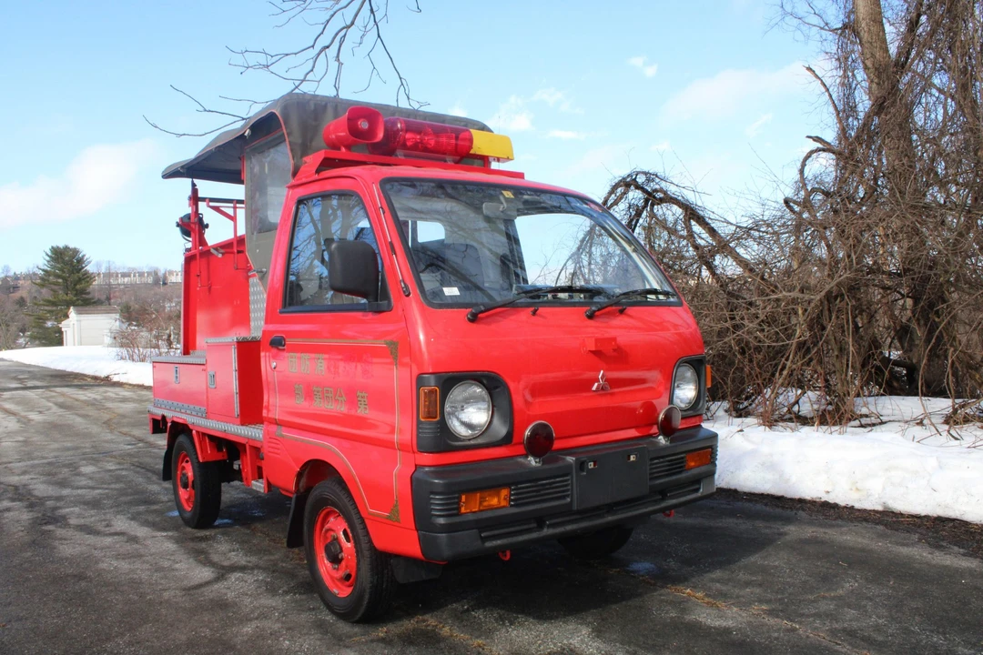 1993 Mitsubishi Minicab 5th Gen - Image 2 of 31