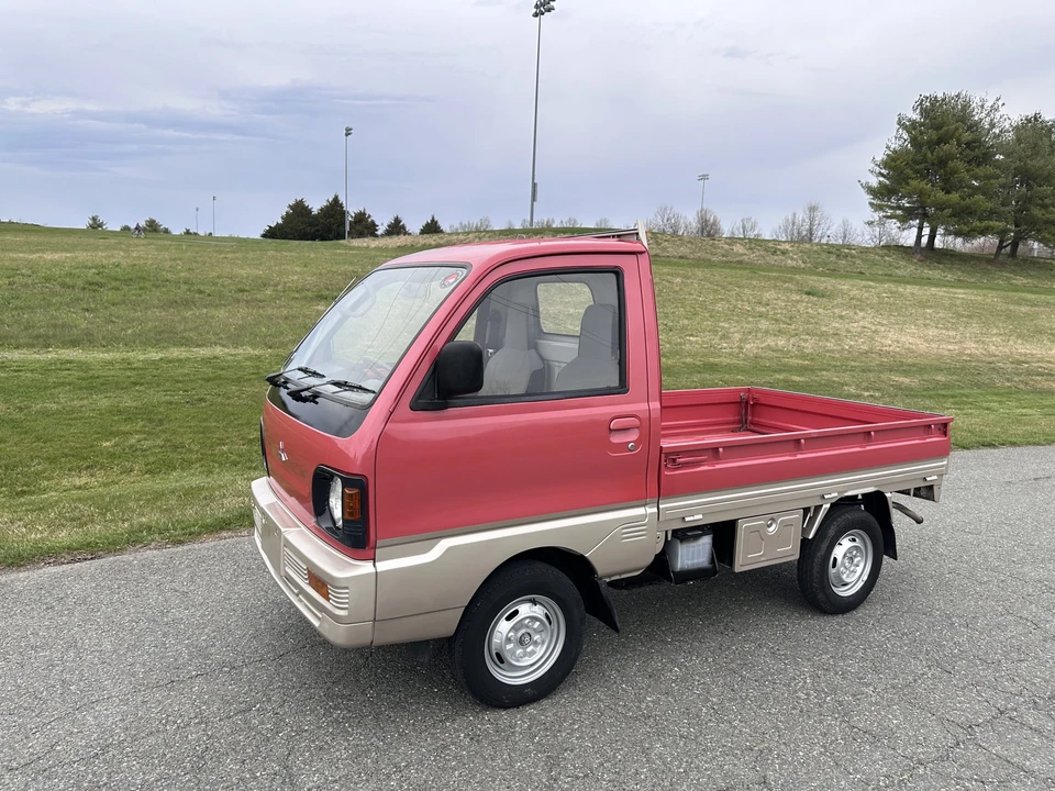 1993 Mitsubishi Minicab 5th Gen - Image 2 of 31