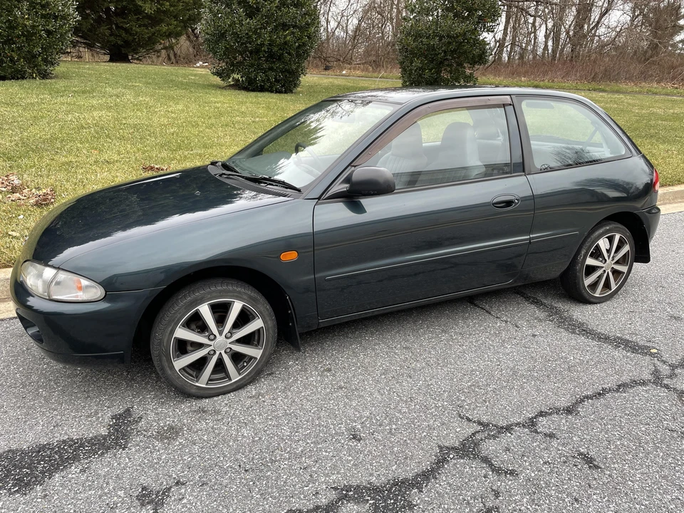 1993 Mitsubishi Mirage 4th Gen - Image 11 of 31