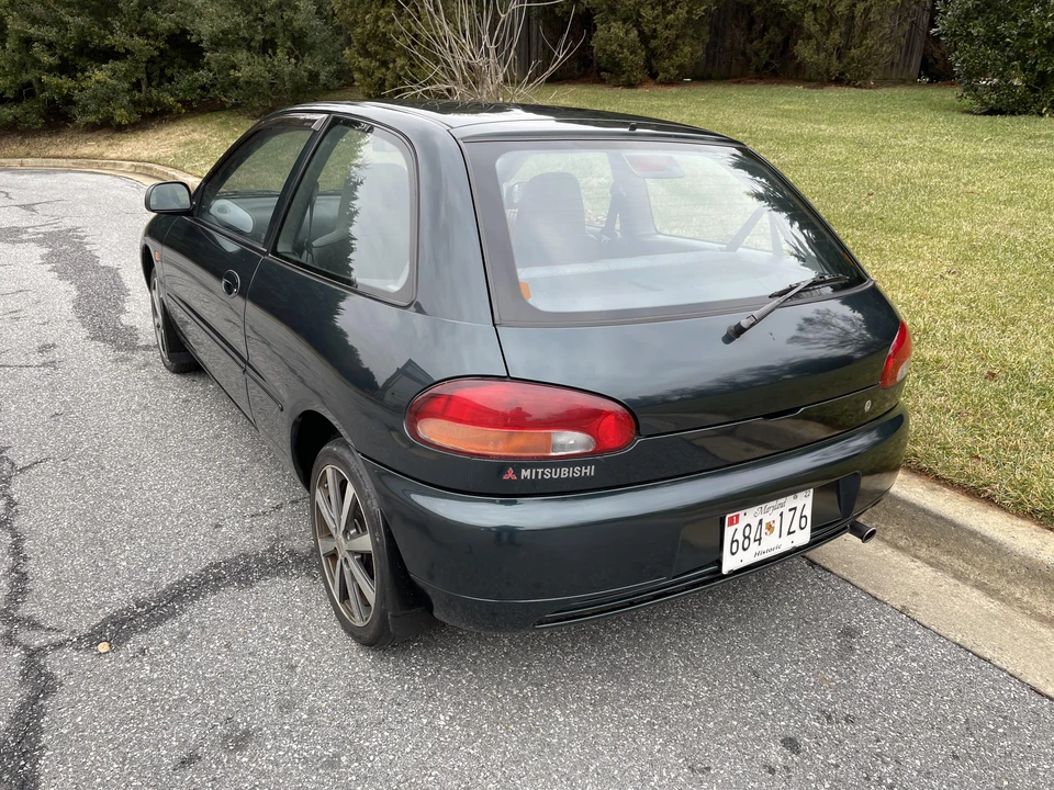 1993 Mitsubishi Mirage 4th Gen - Image 15 of 31