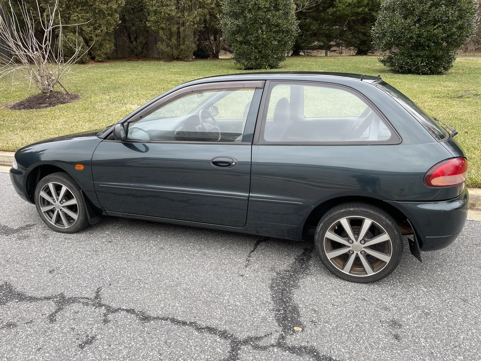 1993 Mitsubishi Mirage 4th Gen - Image 12 of 31