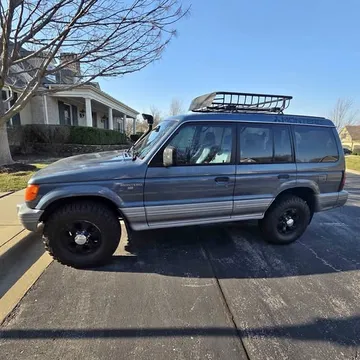 1993 Mitsubishi Montero RS