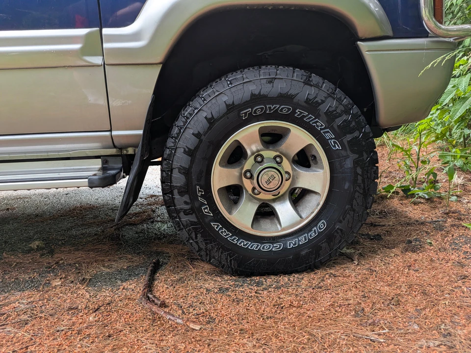 1993 Mitsubishi Triton 2nd Gen - Image 24 of 31