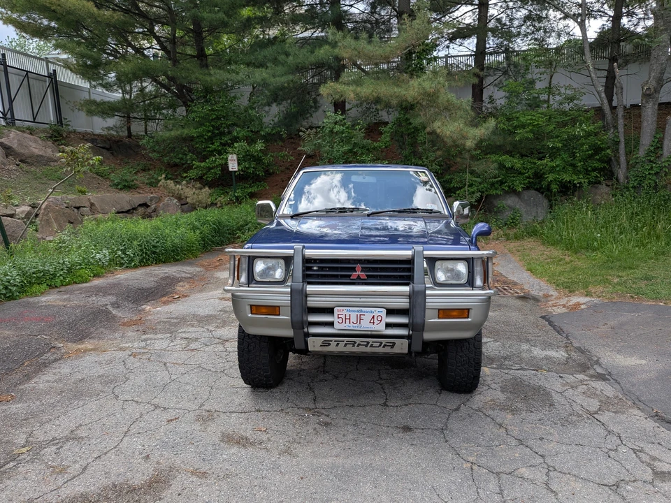 1993 Mitsubishi Triton 2nd Gen - Image 6 of 31