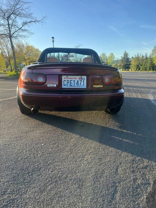 1993 Mazda NA MX-5 Miata - Image 6 of 11