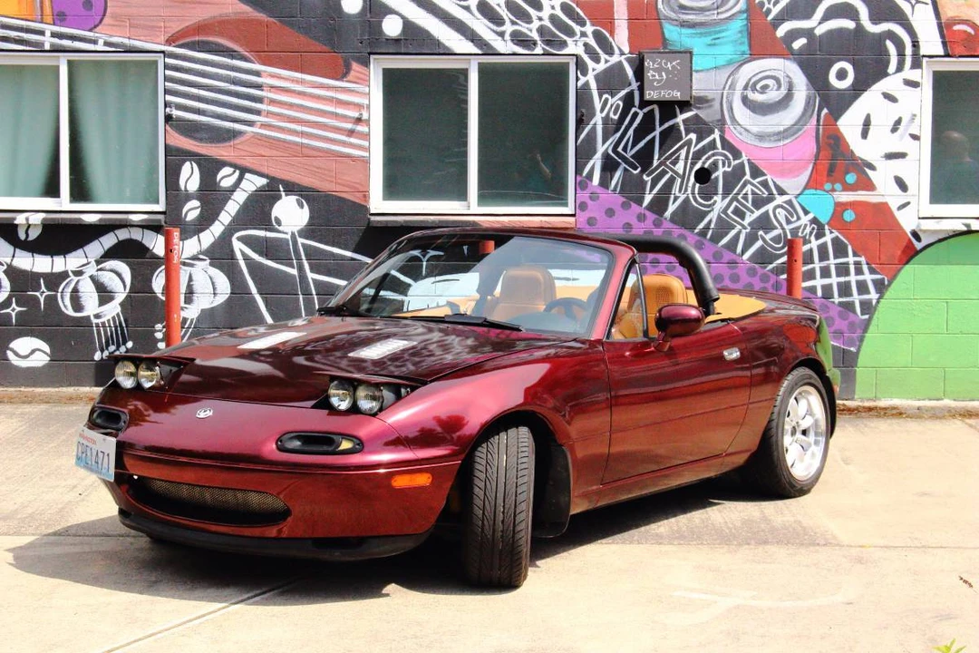 1993 Mazda NA MX-5 Miata - Image 2 of 11
