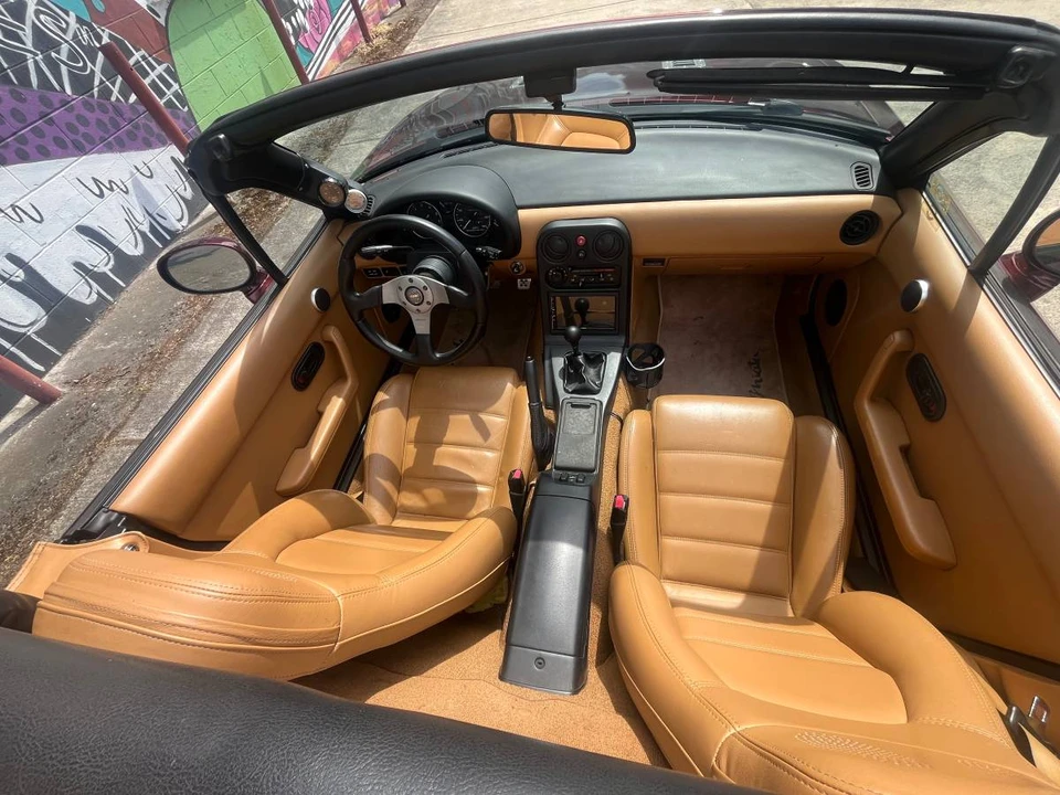 1993 Mazda NA MX-5 Miata - Image 4 of 11