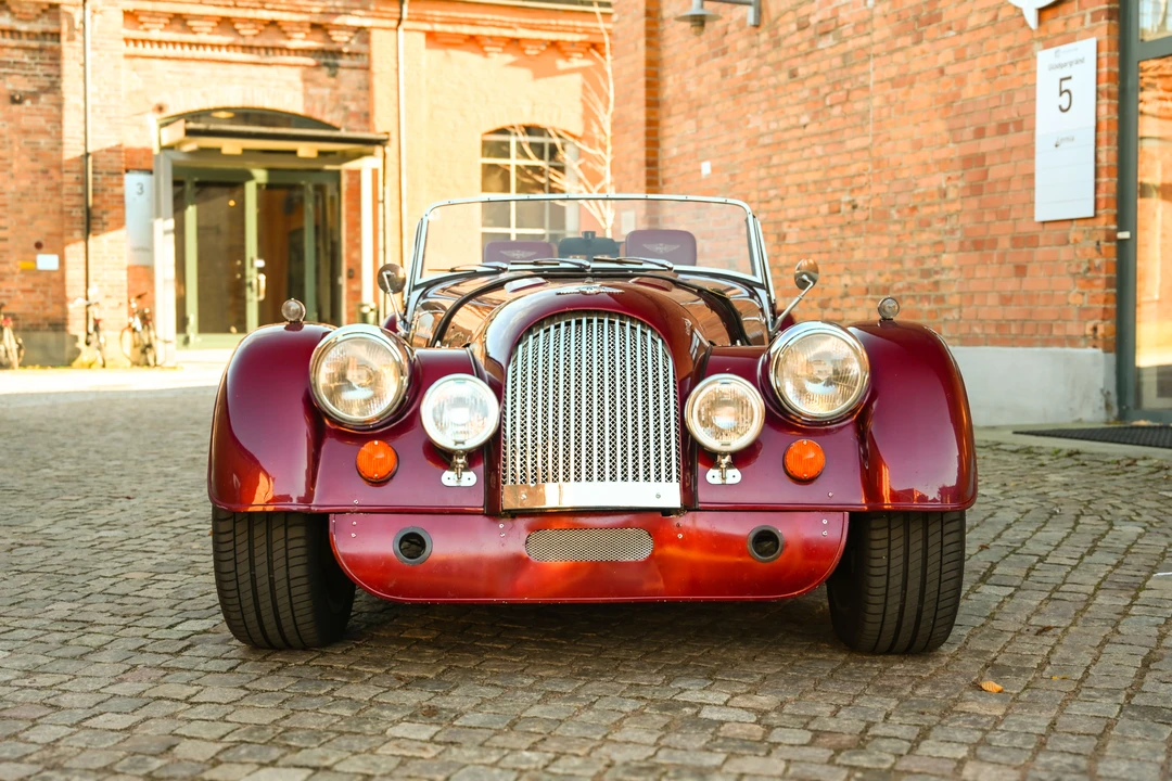1993 Morgan Plus 8 - Image 2 of 31