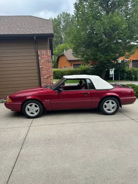 1993 Ford Mustang LX Convertible
