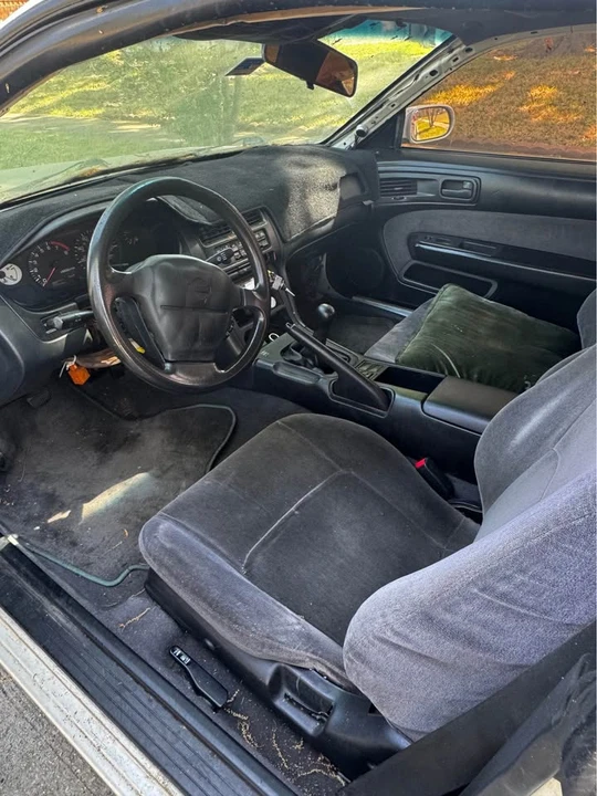 1993 Nissan - Image 6 of 7